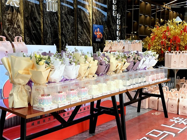 昌禾裝飾·女神節(jié)特輯｜以花為禮，以甜為伴，致敬每一位發(fā)光的你