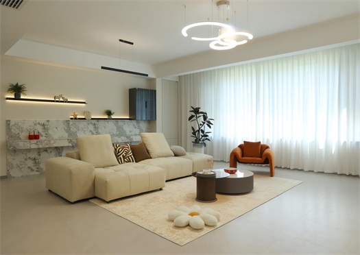 實(shí)景 | 這屆年輕人究竟有多會(huì)??？131㎡現(xiàn)代風(fēng)婚房，審美+功能雙雙在線！